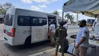 Aseguran a 100 migrantes en la carretera Campeche-Mérida