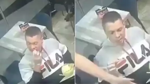 En medio de un asalto, este joven nunca dejó de comer En medio de un asalto, este joven nunca dejó de comer