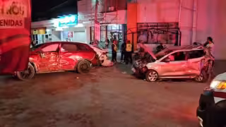 Conductor ebrio provoca carambola en Campeche