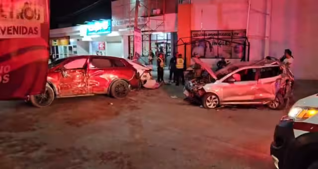 Conductor ebrio provoca carambola en Campeche