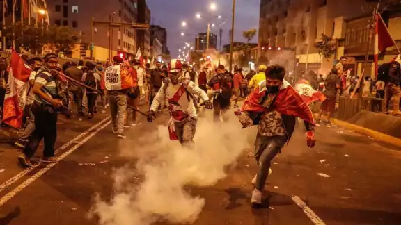 Muere otra persona en protestas de Perú, se eleva la cifra total a ocho Muere otra persona en protestas de Perú, se eleva la cifra total a ocho