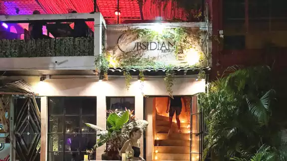  El establecimiento, “Obsidiana”, fue expuesto por un ciudadano, tras recibir amenazas