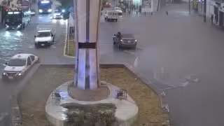 Lluvias provocan inundaciones en transitadas avenidas de Campeche; piden extremar precauciones