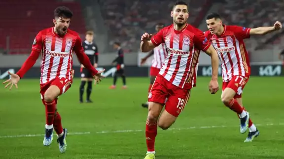 Olympiacos y PSV protagonizaron un excelente duelo Olympiacos y PSV protagonizaron un excelente duelo