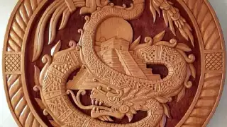 El artista nativo de Dzulá, Juan Cimá Barzón en fechas recientes presentó sus obras en el Festival Internacional de la Cultura Maya