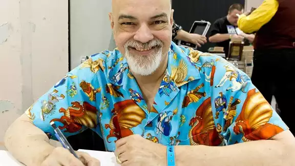 George Pérez participó en la realización de varios comics de Marvel y DC