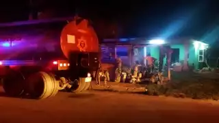 Vecinos pidieron apoyo a las autoridades para sofocar las llamas