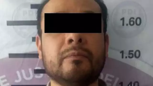 Carlos Alberto "N" fue detenido en Tlalnepantla, luego de que fue acusado de abusar sexualmente de dos alumnos
