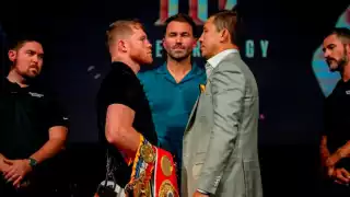 Canelo Álvarez se volverá a ver de frente ante su próximo rival, Gennady Golovkin, en una conferencia de prensa