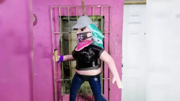La Reinota fue hecha piñata en Reynosa Tamaulipas La Reinota fue hecha piñata en Reynosa Tamaulipas