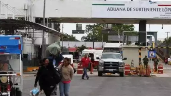 Los beneficios fiscales solamente favorecen a algunas empresas dedicadas al sector comercial de alimentos importados, principalmente de Europa.
