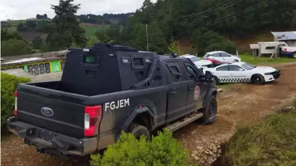 Autoridades refieren que los hechos ocurrieron sobre la carretera Sultepec-Texcaltitlán Autoridades refieren que los hechos ocurrieron sobre la carretera Sultepec-Texcaltitlán