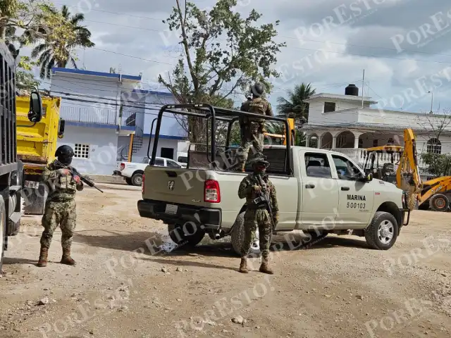 El motivo del operativo no fue dado a conocer, pero algunos vecinos mencionaron que se trató de un operativo de cateo