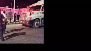 Tras un operativo de búsqueda, el trailero fue ubicado en la avenida Maxuxac con calle Chicozapote