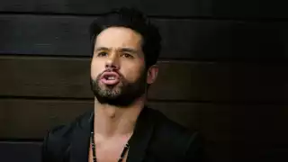 Eleazar Gómez pidió disculpas y no habló sobre demandar a los organizadores. Foto: Especial