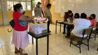 En Veracruz fue el estado donde no se instaló una casilla para la consulta de Revocación de Mandato. Foto: INE
