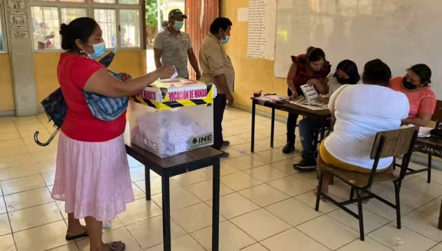 En Veracruz fue el estado donde no se instaló una casilla para la consulta de Revocación de Mandato. Foto: INE
