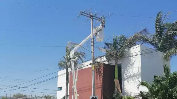 La CFE notificó que se estarán realizando las rehabilitaciones correspondientes La CFE notificó que se estarán realizando las rehabilitaciones correspondientes