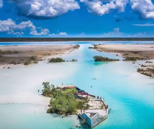 Conoce algunos datos curiosos del Canal de los Piratas de Bacalar