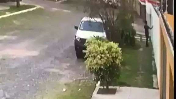 Sujeto arroja semen a mujer que hacía ejercicio en Zapopan (Especial) Sujeto arroja semen a mujer que hacía ejercicio en Zapopan (Especial)