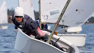 Otis Cardow de Bacalar se prepara para el Campeonato Mundial de Optimist 2026 en Marruecos