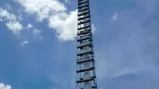 Concluyó mantenimiento del mástil de la asta bandera monumental en Campeche