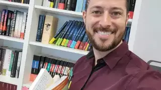 Influencer Andrés Vernazza es acusado de violencia contra su exnovia