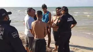 El hombre en estado etílico estuvo apunto de ahogarse