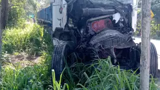 No hubo personas lesionadas durante el percance carretero