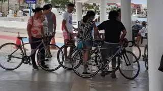 Más de 500 pasajeros abordaron el barco con destino a Playa del Carmen