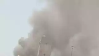 Protección Civil De Sonora informó que coordina labores para combatir un incendio ocurrido desde la mañana en las instalaciones portuarias en Guaymas.