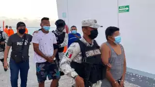 Los detenidos por posesión de drogas en calles de Cozumel fueron remitidos a la Fiscalía contra el Narcomenudeo