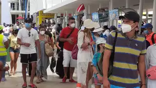 Se prevé que las siguientes dos rutas de Playa del Carmen a Cozumel también lleguen atiborradas de turistas