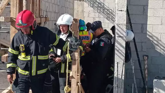 A pesar del impacto, el hombre se encontraba consciente y fue llevado al hospital A pesar del impacto, el hombre se encontraba consciente y fue llevado al hospital