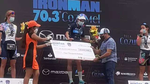 La mexicana de 30 años superó a la Estadounidense Lesley Smith quien quedó segundo por cuatro minutos de diferencia