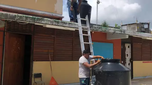 En algunas escuelas de Carrillo Puerto, los delincuentes se robaron cableado eléctrico y equipo; se espera que 15 más sean rehabilitadas