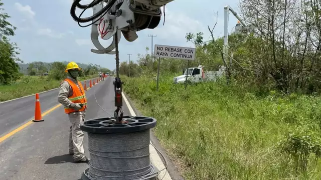 La CFE no ha aclarado los motivos de los constantes apagones en colonias y poblaciones cercanas