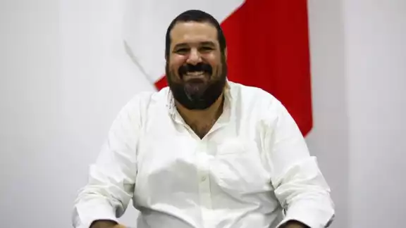 Al no poder desmentir las acusaciones de malos manejos, Esteban Abraham se enfoca en otro escándalo Al no poder desmentir las acusaciones de malos manejos, Esteban Abraham se enfoca en otro escándalo