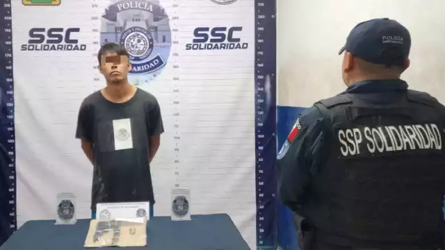 El hombre amenazó a los policías con el arma de fuego