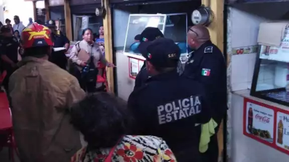 Paramédicos atendieron a las tres mujeres