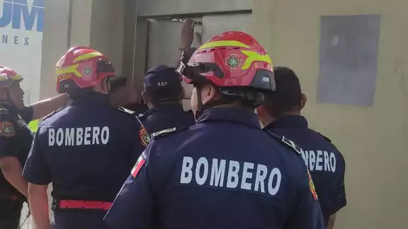 Las personas quedaron atrapadas durante 20 minutos Las personas quedaron atrapadas durante 20 minutos