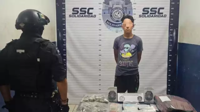 El hombre tenía varias dosis de drogas en una mochila