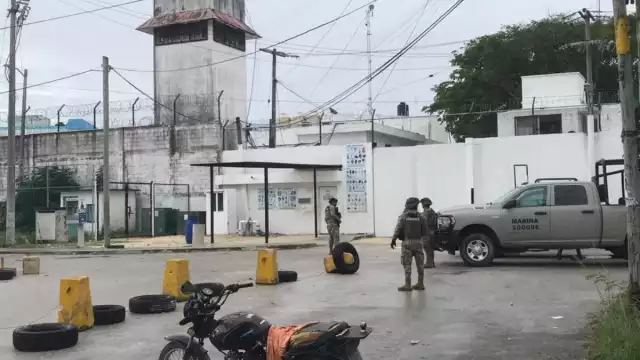 Falta de seguridad y espacio obliga al traslado de reos federales a otras prisiones del país