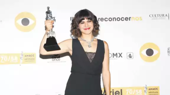 Sofía Espinosa ganó el Premio Ariel a Mejor Actriz con la película 'Gloria'