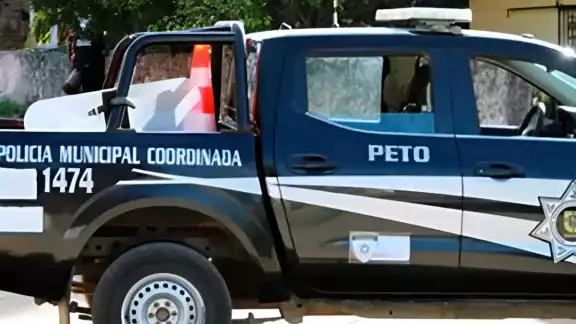Los dos hombres fueron detenidos por presunto narcomenudeo en Peto Los dos hombres fueron detenidos por presunto narcomenudeo en Peto