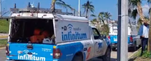 El empleado de Telmex cayó al pavimento luego de ser baleado