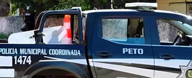 Los dos hombres fueron detenidos por presunto narcomenudeo en Peto