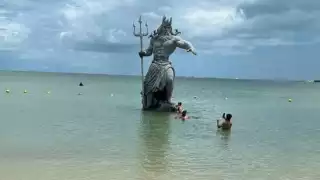 Mayahablante promueve amparo contra la estatua de Poseidón en Progreso