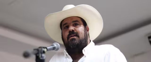 En un video, Abraham Macari tilda de mentirosos a quienes lo acusan del desvío de dinero