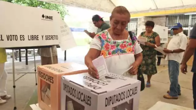 El recuento de votos en la alcaldía se llevó a cabo la madrugada de ayer, en las instalaciones del Iepac